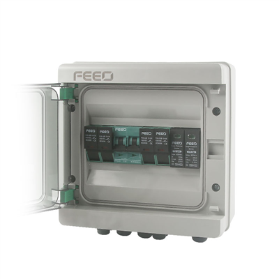 4 strunový vstup a 1 strunový výstup 550V solární slučovač